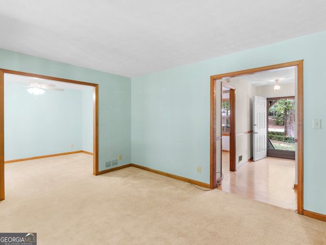 8294 Winston Way, Jonesboro, GA 30236