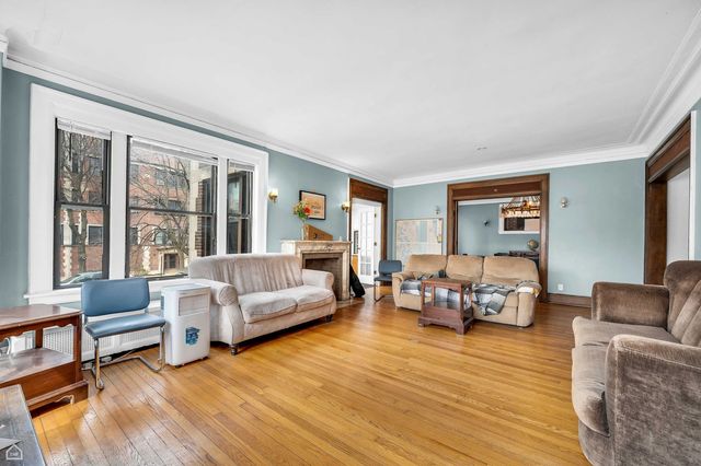 1347 E Hyde Park Boulevard 1, Chicago, IL 60615