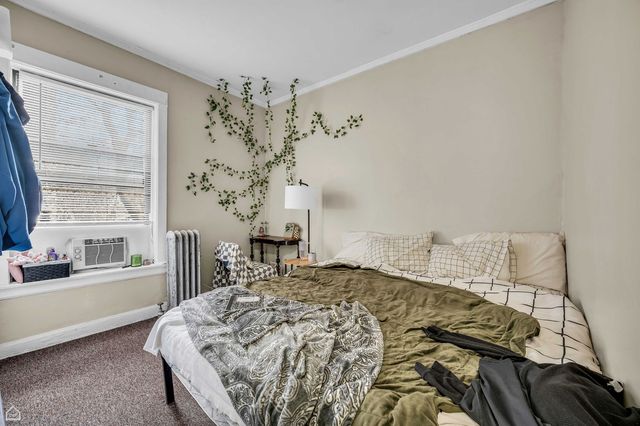 1347 E Hyde Park Boulevard 1, Chicago, IL 60615