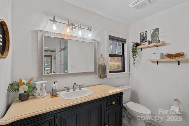 7501 Carolyn Street, Denver, NC 28037