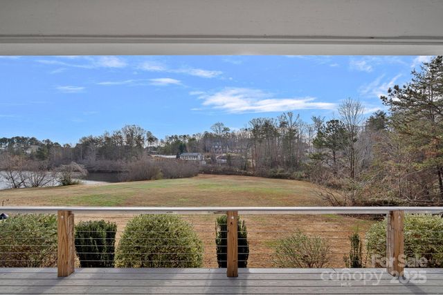 7501 Carolyn Street, Denver, NC 28037