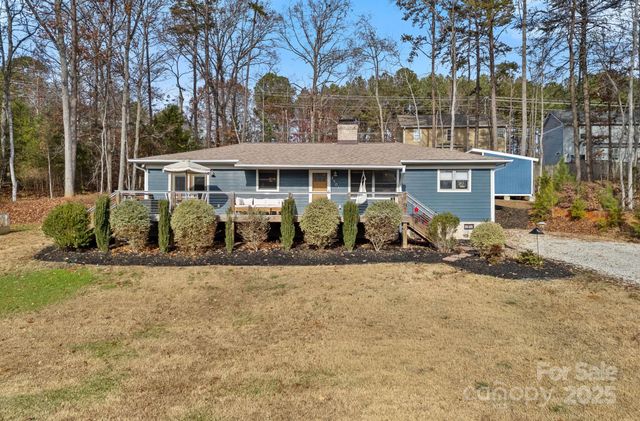 7501 Carolyn Street, Denver, NC 28037