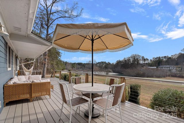 7501 Carolyn Street, Denver, NC 28037