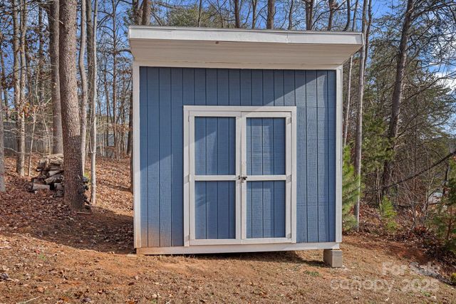 7501 Carolyn Street, Denver, NC 28037