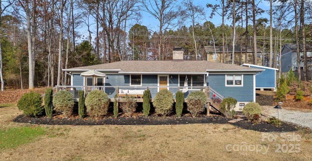 7501 Carolyn Street, Denver, NC 28037