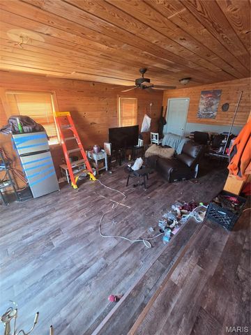 1510 E Kathleen Street, Sikeston, MO 63801