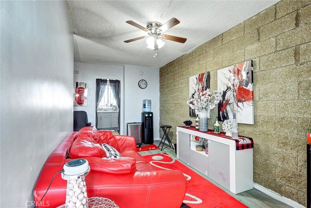 240 W Queen Street 9, Inglewood, CA 90301