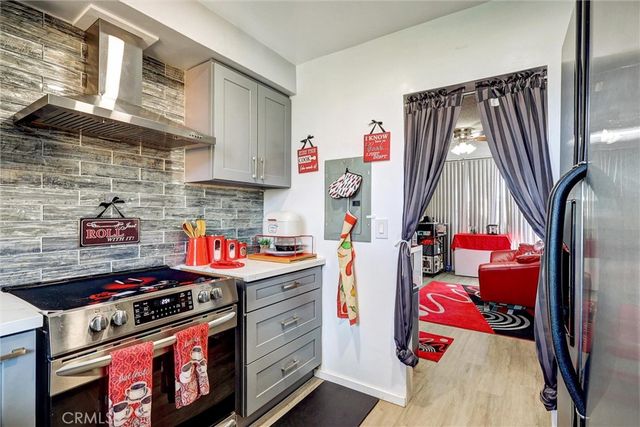 240 W Queen Street 9, Inglewood, CA 90301