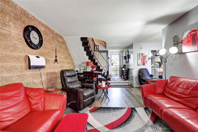 240 W Queen Street 9, Inglewood, CA 90301
