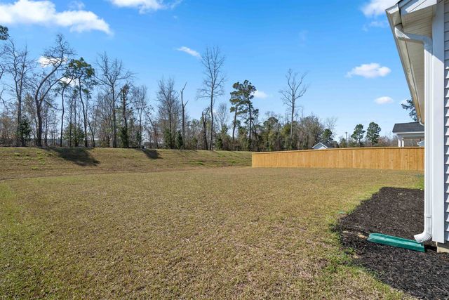 323 Dunlin Pl, Conway, SC 29526