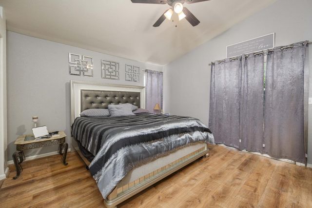 1919 Cork Oak Ln, Manteca, CA 95336