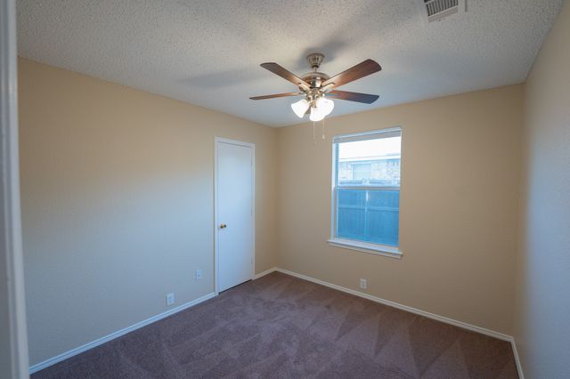 1524 Clemson Drive, Glenn Heights, TX 75154