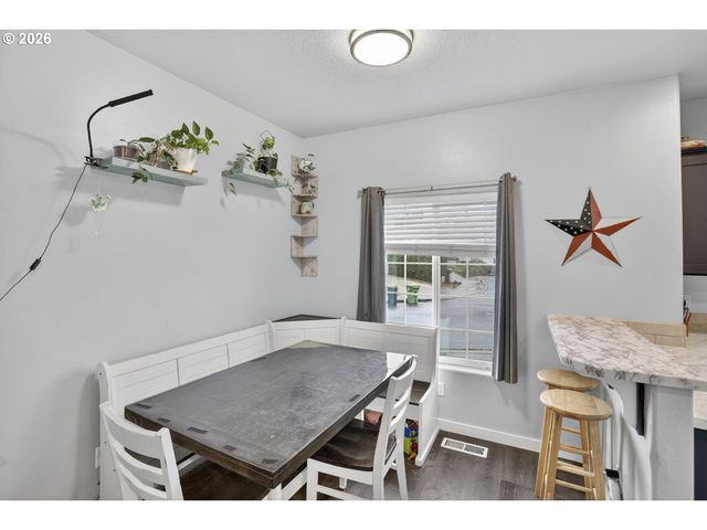 34484 VAIL Ct, St Helens, OR 97051