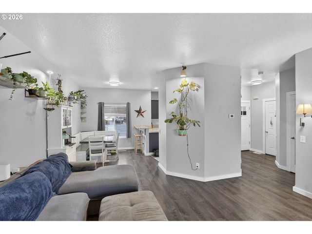 34484 VAIL Ct, St Helens, OR 97051