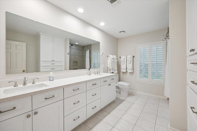 15726 Echo Lodge Drive, Houston, TX 77095
