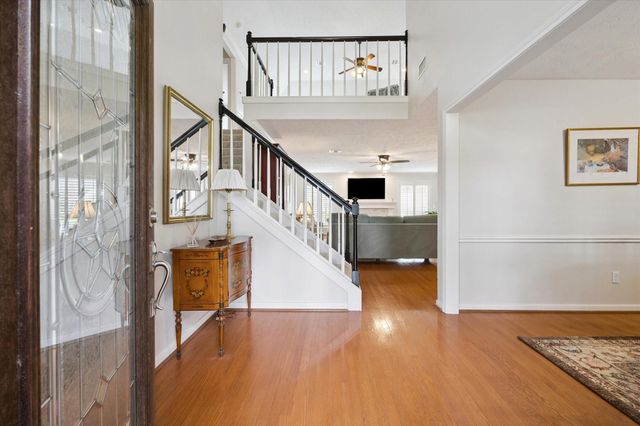 15726 Echo Lodge Drive, Houston, TX 77095