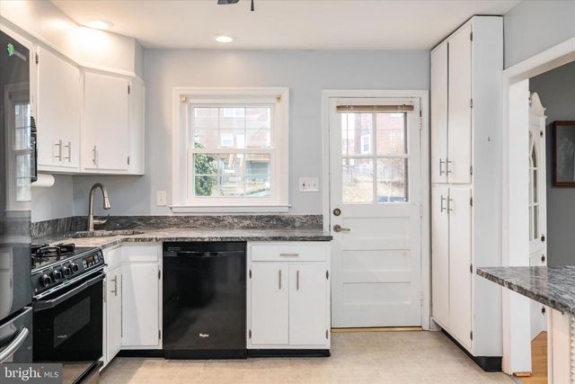 8122 GLEN GARY ROAD, Towson, MD 21286