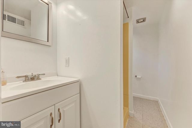 8122 GLEN GARY ROAD, Towson, MD 21286