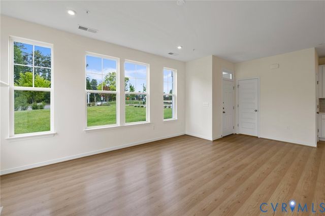 3735 Maze Runner Dr, Midlothian, VA 23112