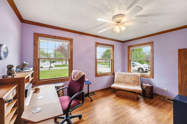 29 W Goebel Drive, Lombard, IL 60148