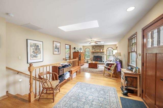 29 W Goebel Drive, Lombard, IL 60148
