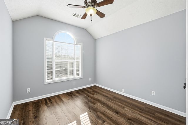 760 Jackson Bank Place NW, Lilburn, GA 30047