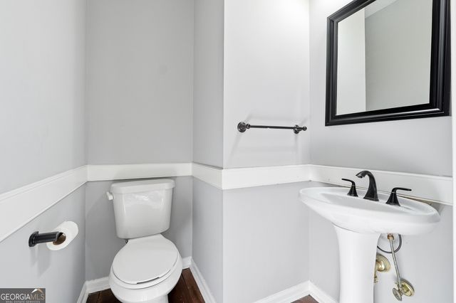 760 Jackson Bank Place NW, Lilburn, GA 30047