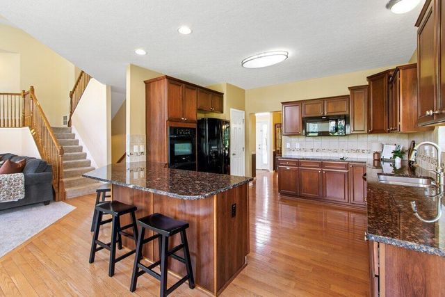 4222 Hunters Bend, Powell, OH 43065