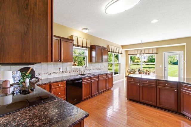 4222 Hunters Bend, Powell, OH 43065