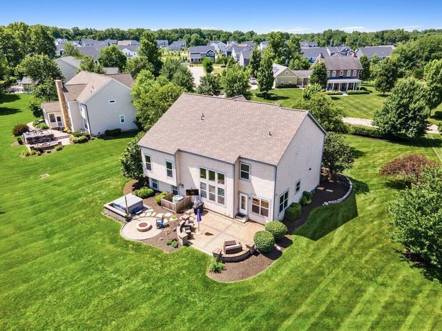 4222 Hunters Bend, Powell, OH 43065