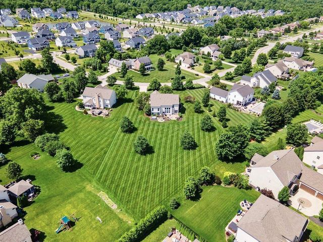 4222 Hunters Bend, Powell, OH 43065