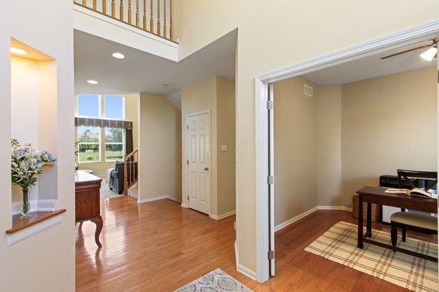 4222 Hunters Bend, Powell, OH 43065