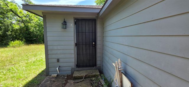 3222 Sunnyvale Street, Dallas, TX 75216