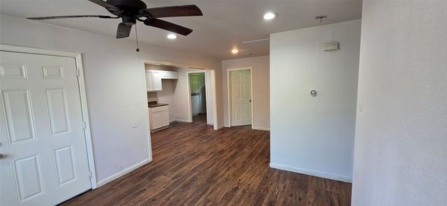 3222 Sunnyvale Street, Dallas, TX 75216