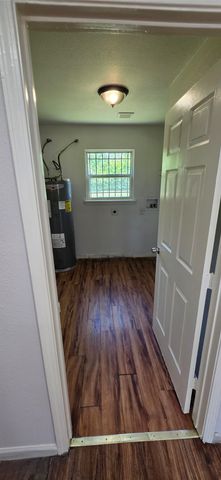 3222 Sunnyvale Street, Dallas, TX 75216