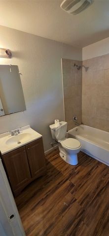 3222 Sunnyvale Street, Dallas, TX 75216