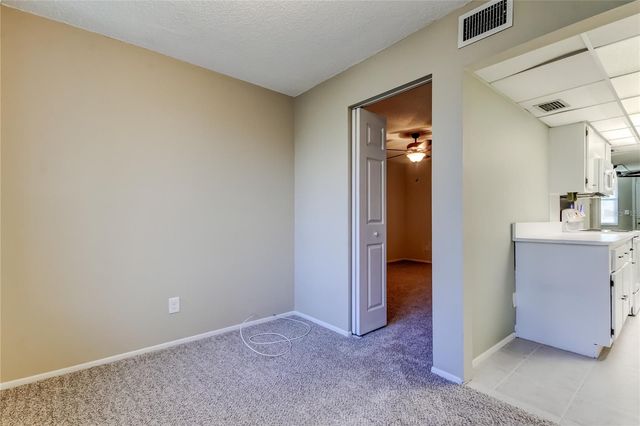 4890 BAY STREET NE 231, St Petersburg, FL 33703