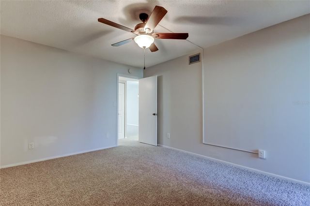 4890 BAY STREET NE 231, St Petersburg, FL 33703