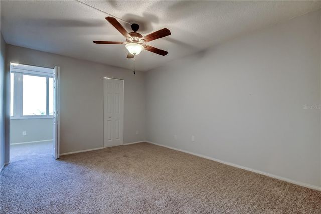 4890 BAY STREET NE 231, St Petersburg, FL 33703