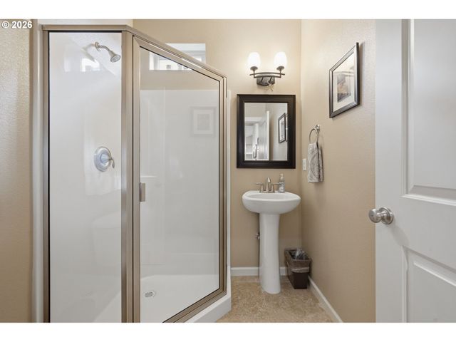 1403 Ne 128TH Cir, Vancouver, WA 98685