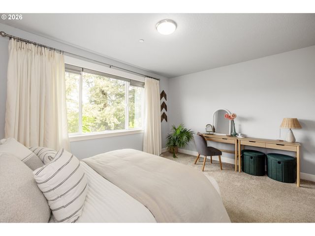 3304 N IRVINE Dr, Cornelius, OR 97124