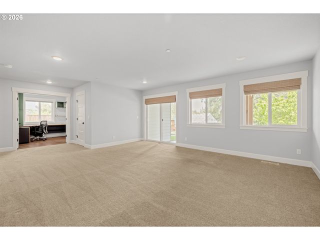 3304 N IRVINE Dr, Cornelius, OR 97124