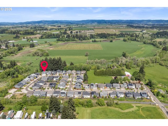 3304 N IRVINE Dr, Cornelius, OR 97124
