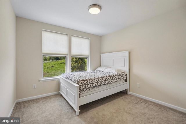 23 TREYBURN DR, Paoli, PA 19301