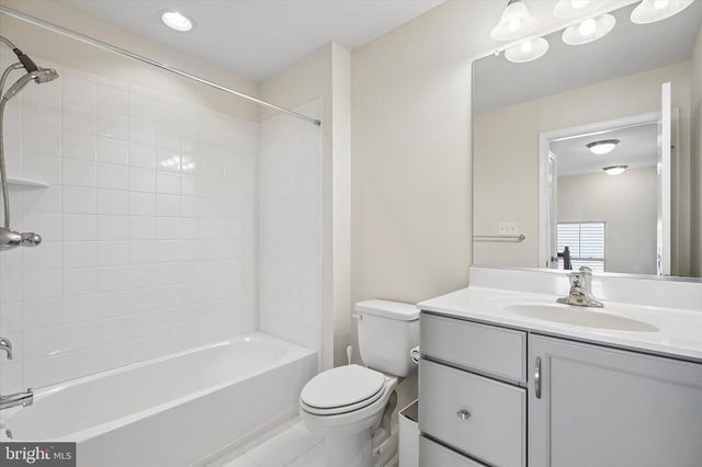 23 TREYBURN DR, Paoli, PA 19301