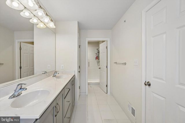 23 TREYBURN DR, Paoli, PA 19301