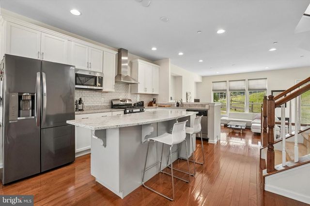 23 TREYBURN DR, Paoli, PA 19301