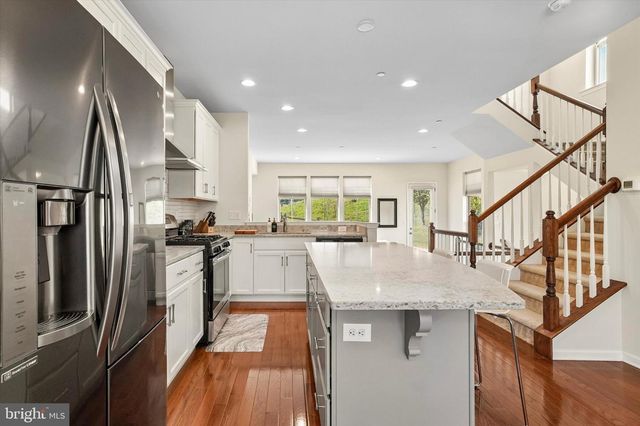 23 TREYBURN DR, Paoli, PA 19301