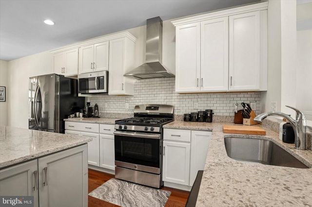 23 TREYBURN DR, Paoli, PA 19301