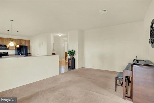 1808 KURTZ ML ML, Lancaster, PA 17601